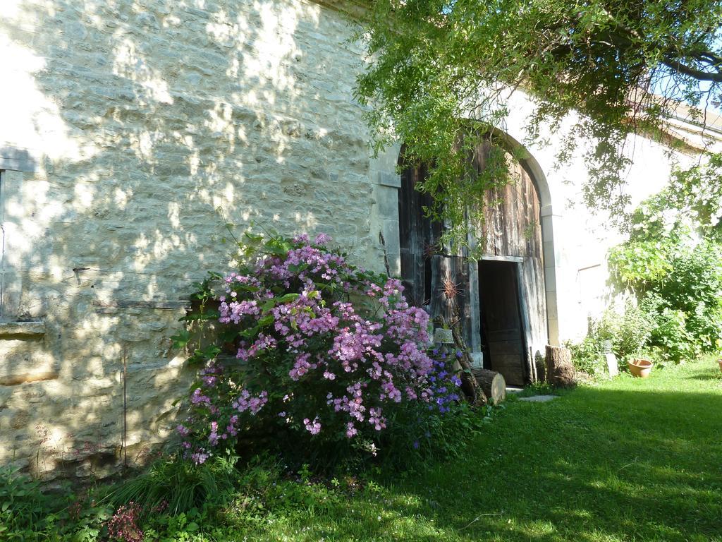 Bed and Breakfast Le Vieux Velo Chaptuzat Номер фото