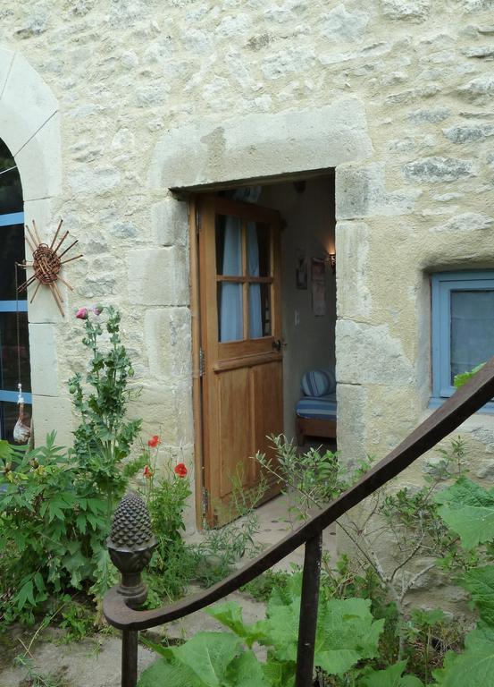 Bed and Breakfast Le Vieux Velo Chaptuzat Екстер'єр фото