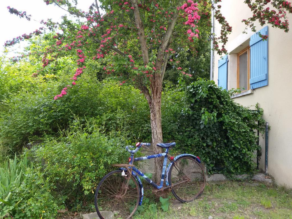 Bed and Breakfast Le Vieux Velo Chaptuzat Екстер'єр фото