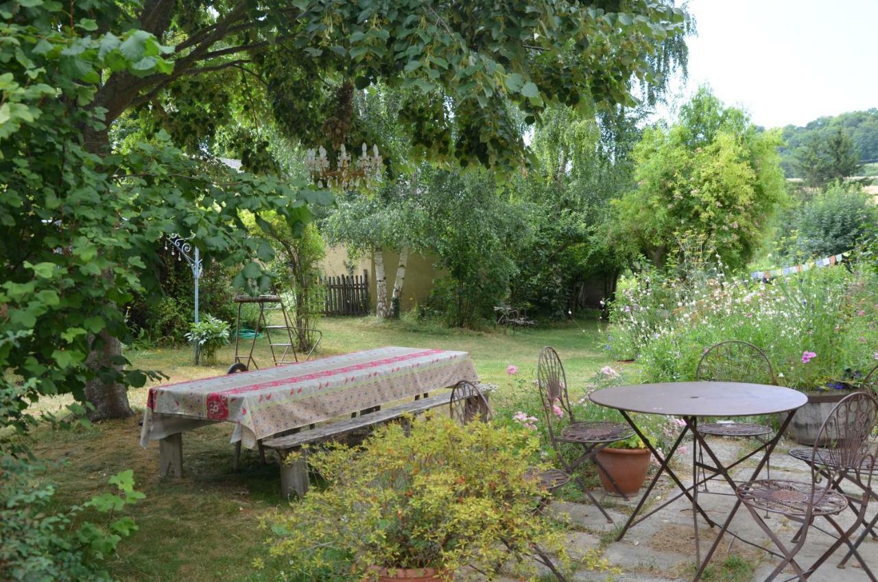 Bed and Breakfast Le Vieux Velo Chaptuzat Екстер'єр фото